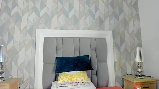 Princsgirl  online show from 02/03/26, 06:57