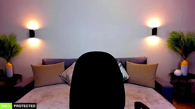 TheWoman   online show from 04/02/26, 07:09