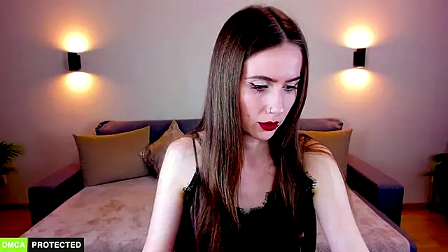 TheWoman   online show from 11/25/25, 07:14