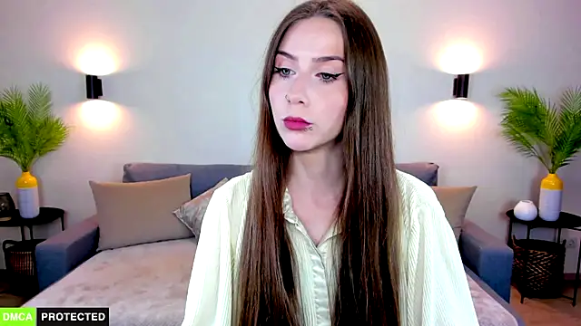 Snapshot of TheWoman__ chatting on 06/10/26, 11:00 TheWoman online show from 06/10/26, 11:00