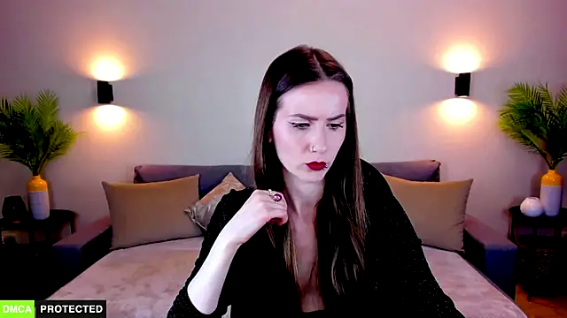 TheWoman   online show from 03/16/26, 07:05