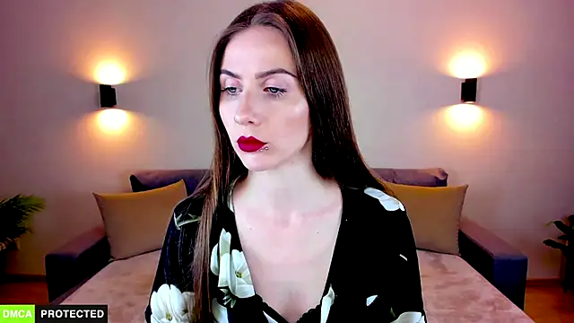 TheWoman   online show from 10/12/25, 02:51