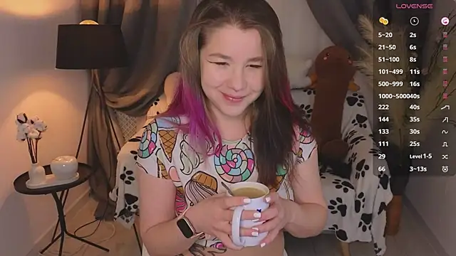 Mira Falls online show from 10/28/25, 04:24