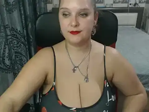Snapshot of Boolochka chatting on 02/19/25, 08:31 Boolochka online show from 02/19/25, 08:31