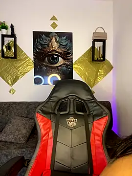 Shantal Lovee online show from 12/04/25, 02:43