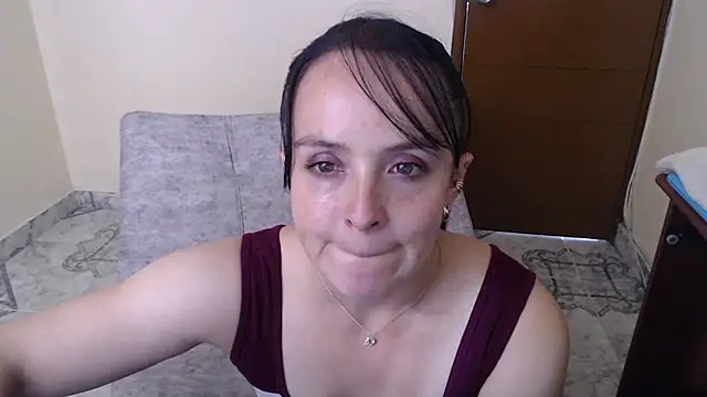 Snapshot of antara_hotgirl chatting on 06/12/26, 08:28 antara hotgirl online show from 06/12/26, 08:28