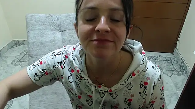 antara hotgirl online show from 11/05/25, 10:02