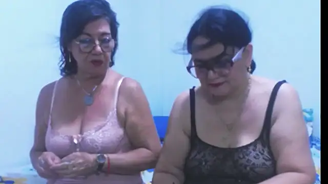 sexycristina 2 online show from 06/26/26, 03:18
