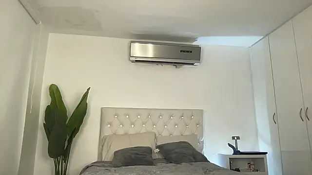 Michell simons online show from 03/21/25, 07:44