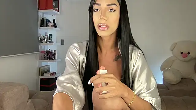 Michell simons online show from 03/11/25, 01:37