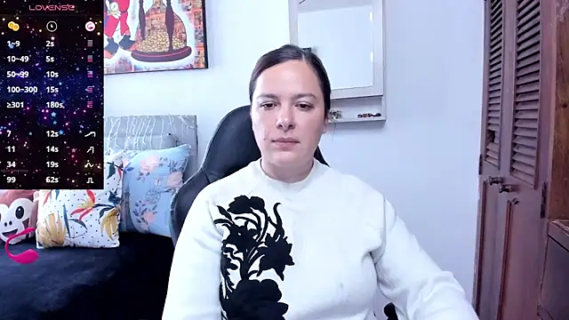 angelaagomez online show from 02/13/26, 06:52