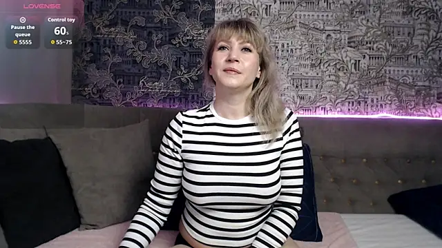 mandy foxxx online show from 11/18/25, 10:18