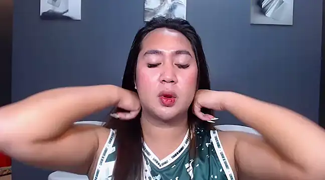 HOTTESTCANDYTS online show from 12/24/24, 01:28