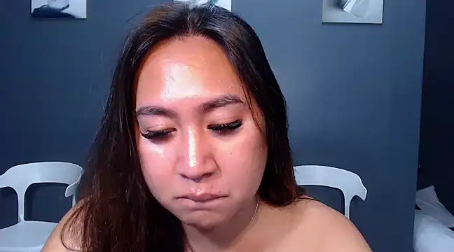 HOTTESTCANDYTS online show from 12/06/24, 08:45