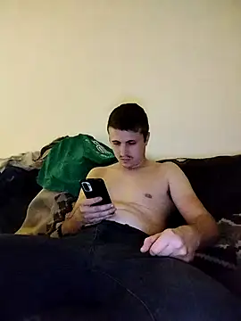 Snapshot of MrNoBoDy000 chatting on 10/29/25, 04:28 MrNoBoDy000 online show from 10/29/25, 04:28