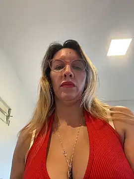 Gatitacarlita online show from 03/03/26, 10:33