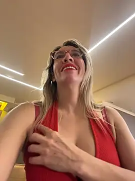 Gatitacarlita online show from 12/02/25, 10:50