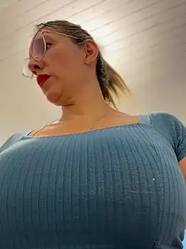 Gatitacarlita online show from 05/07/26, 06:55