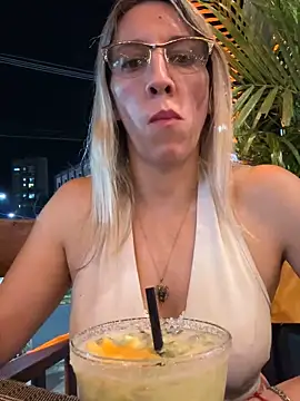 Gatitacarlita online show from 12/20/24, 11:58