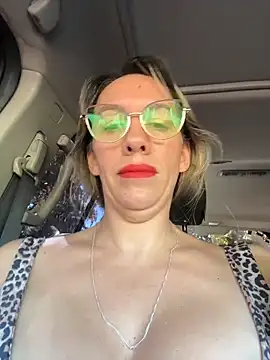 Gatitacarlita online show from 03/15/26, 12:45