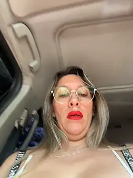 Gatitacarlita online show from 04/04/26, 05:19