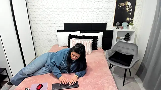 Heidix online show from 03/03/25, 10:17