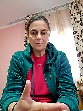 IsabelleCraft online show from 03/21/25, 03:02