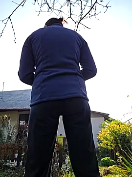 IsabelleCraft online show from 11/15/25, 10:52