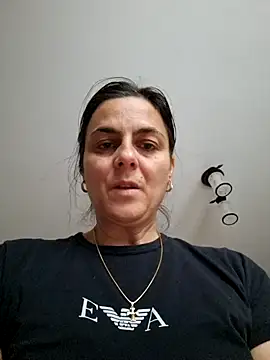 IsabelleCraft online show from 11/18/25, 11:02