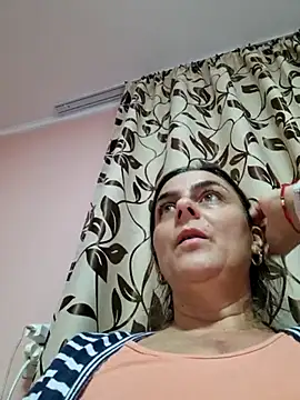 IsabelleCraft online show from 03/06/25, 07:03