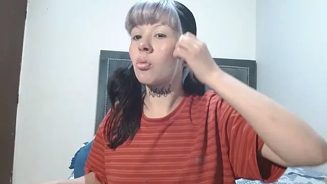 dulce maria x online show from 03/26/26, 12:03