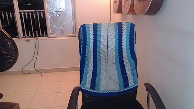 Snapshot of Smoke_trip_Alicia chatting on 01/06/26, 10:19 Smoke trip Alicia online show from 01/06/26, 10:19