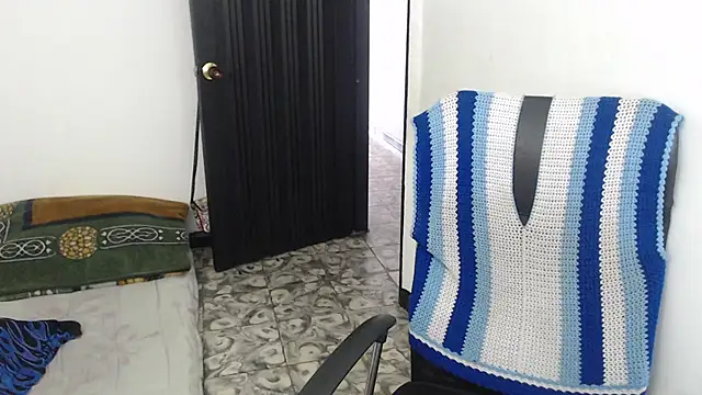 Snapshot of Smoke_trip_Alicia chatting on 02/17/26, 05:32 Smoke trip Alicia online show from 02/17/26, 05:32