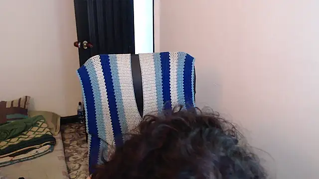 Snapshot of Smoke_trip_Alicia chatting on 01/17/26, 12:42 Smoke trip Alicia online show from 01/17/26, 12:42