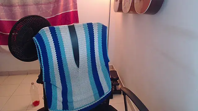 Snapshot of Smoke_trip_Alicia chatting on 01/10/26, 10:43 Smoke trip Alicia online show from 01/10/26, 10:43