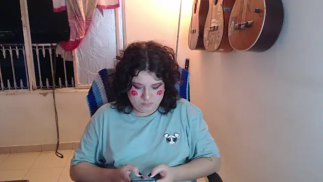 Smoke trip Alicia online show from 10/16/25, 03:48