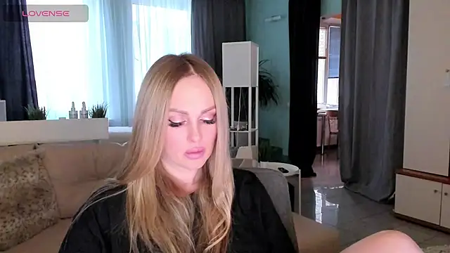 Snapshot of Libby_Nora chatting on 03/13/25, 02:23 Libby Nora online show from 03/13/25, 02:23