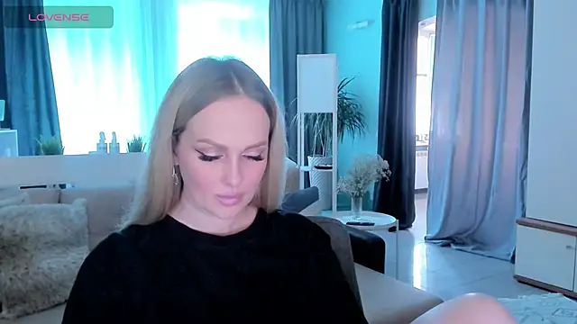 Snapshot of Libby_Nora chatting on 02/26/25, 10:49 Libby Nora online show from 02/26/25, 10:49