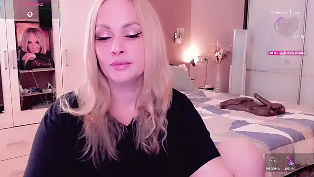 Snapshot of Libby_Nora chatting on 09/30/25, 11:27 Libby Nora online show from 09/30/25, 11:27