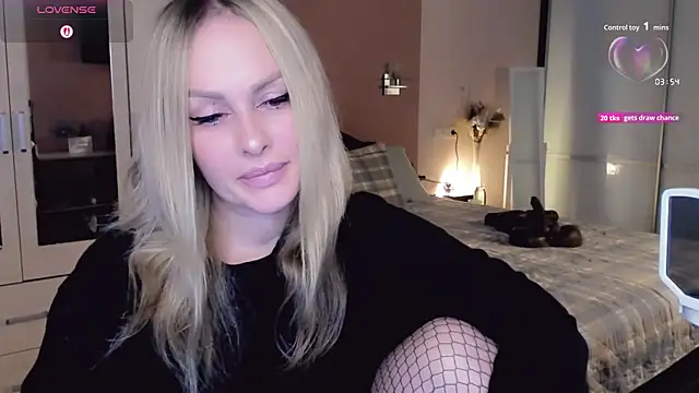 Libby Nora online show from 11/03/25, 11:36