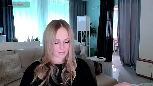 Snapshot of Libby_Nora chatting on 03/04/25, 01:59 Libby Nora online show from 03/04/25, 01:59