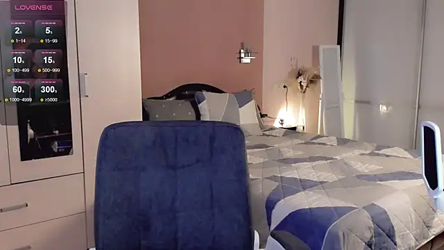 Libby Nora online show from 10/24/25, 12:59