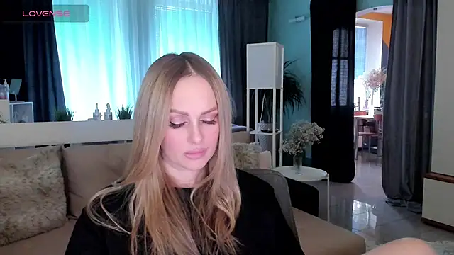 Snapshot of Libby_Nora chatting on 02/10/25, 01:01 Libby Nora online show from 02/10/25, 01:01