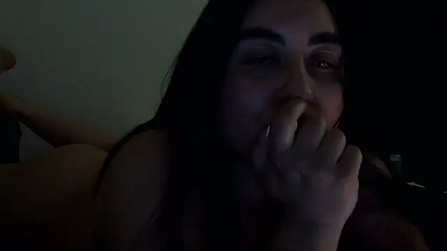 Snapshot of WetFlower69 chatting on 06/11/26, 02:53 WetFlower69 online show from 06/11/26, 02:53