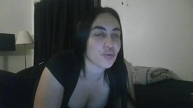 Snapshot of WetFlower69 chatting on 06/20/26, 01:21 WetFlower69 online show from 06/20/26, 01:21