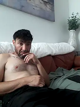 Snapshot of hottie212@xh chatting on 09/18/25, 07:33 hottie212xh online show from 09/18/25, 07:33
