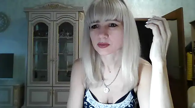 Snapshot of BarbaraKim chatting on 01/23/25, 09:08 BarbaraKim online show from 01/23/25, 09:08