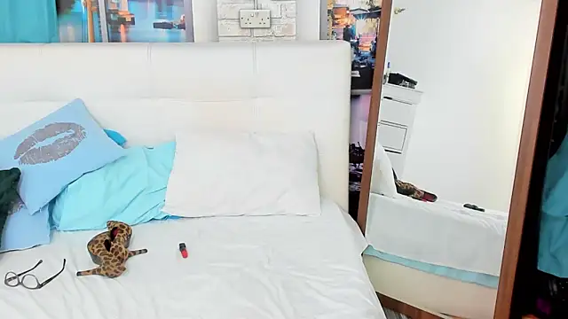 IvyHotFoxy online show from 03/13/25, 10:36