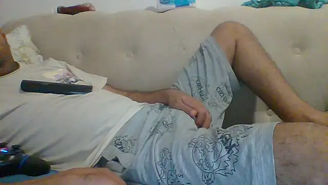 Snapshot of egyman2017 chatting on 11/29/25, 10:21 egyman2017 online show from 11/29/25, 10:21