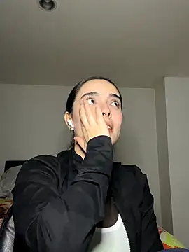 swrennn19 online show from 10/15/25, 01:04